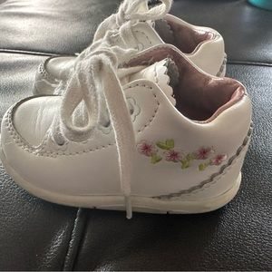 Stride Rite SZ 4 Toddler Shoe